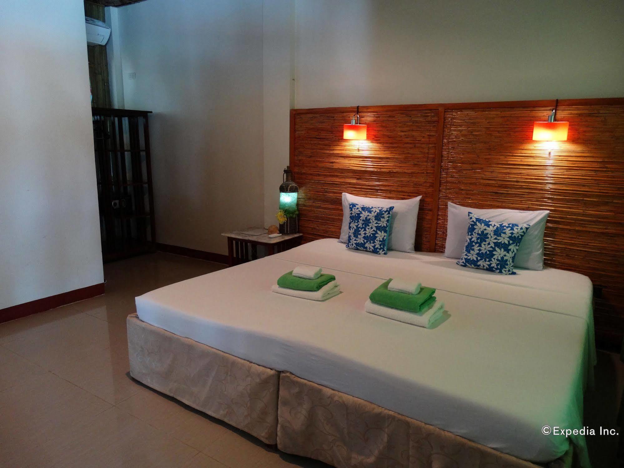 Mayfair Resort Panglao Exterior foto