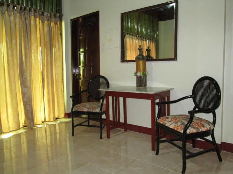 Mayfair Resort Panglao Exterior foto